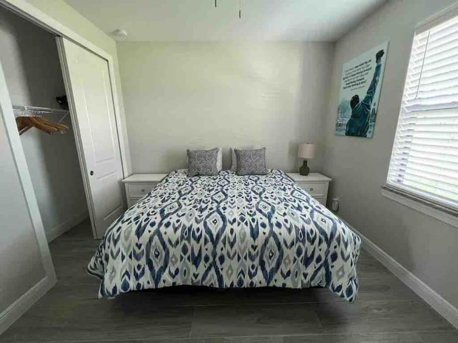 Newly Built Villa Ballerina With Heated Pool And Incredible View Into Beautiful Arrowheadcanal Cape Coral Eksteriør bilde